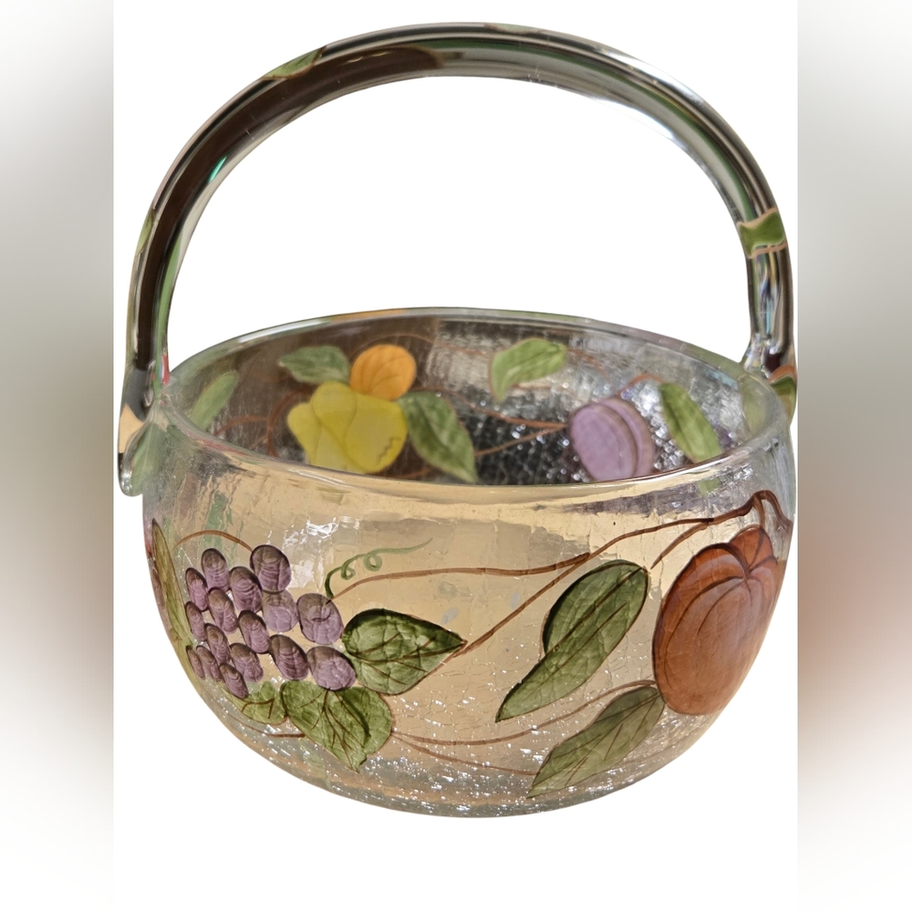 Pompeii Fruit crackle glass basket manufactured by American Atelier.